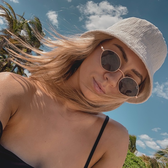 Urban Outfitters Accessories - Urban Outfitters bucket hat